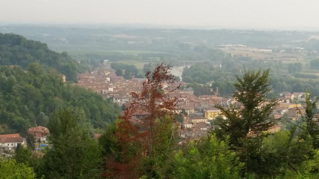 Вілла Cascina Rollone Rocchetta Tanaro Екстер'єр фото