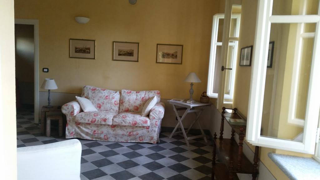 Вілла Cascina Rollone Rocchetta Tanaro Екстер'єр фото