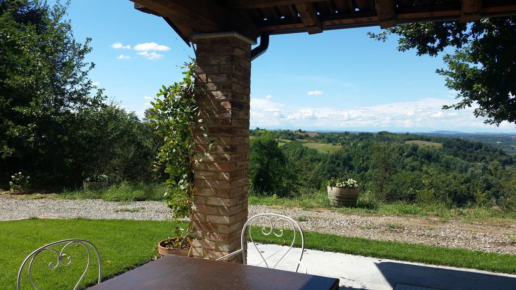 Вілла Cascina Rollone Rocchetta Tanaro Екстер'єр фото